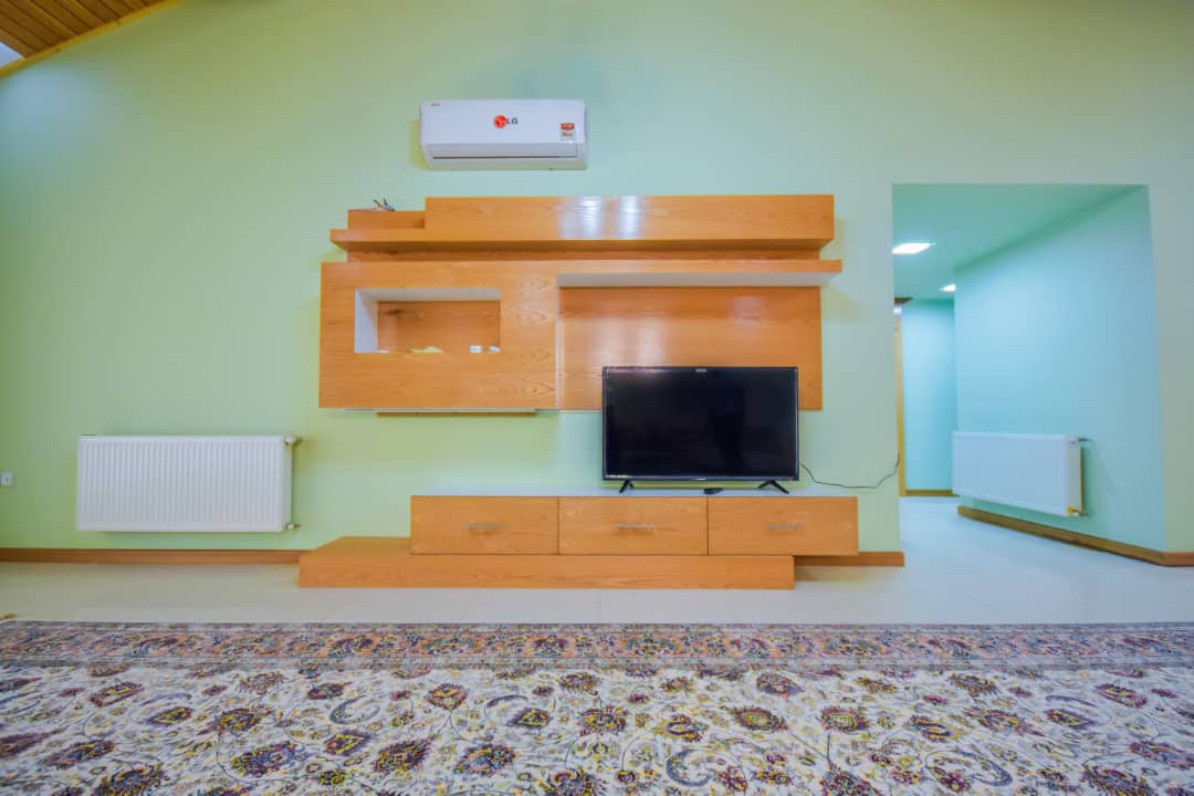 تی وی وال ویلای آسمان چادگان