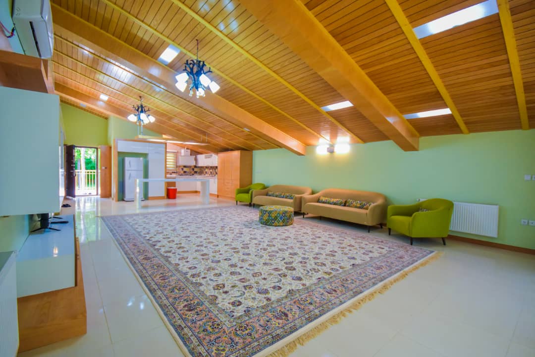 پذیرایی ویلای آسمان چادگان