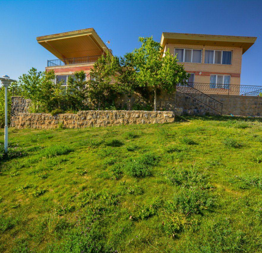 نمای بیرونی ویلای بهار چادگان