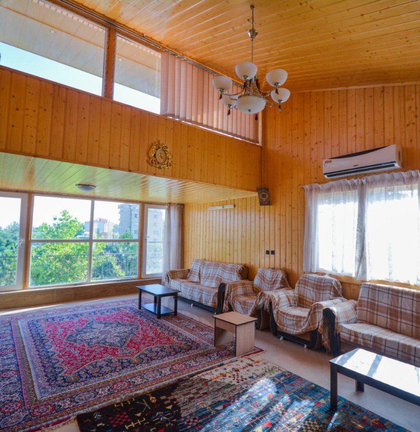پذیرایی ویلای بهار چادگان