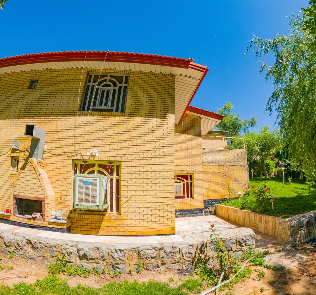 نمای بیرونی ویلای ترنج چادگان